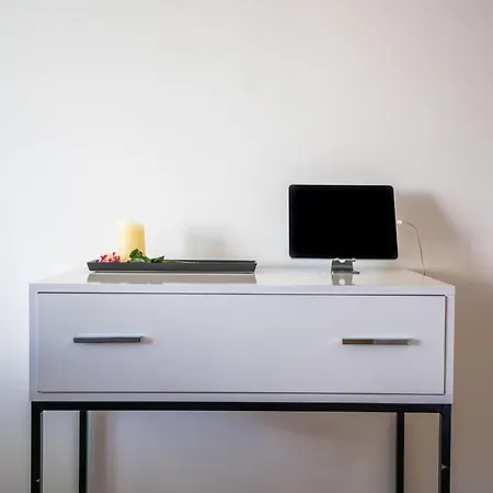 Apartment Charming One Bedroom In The