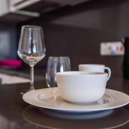 Charming One Bedroom In The شقة *